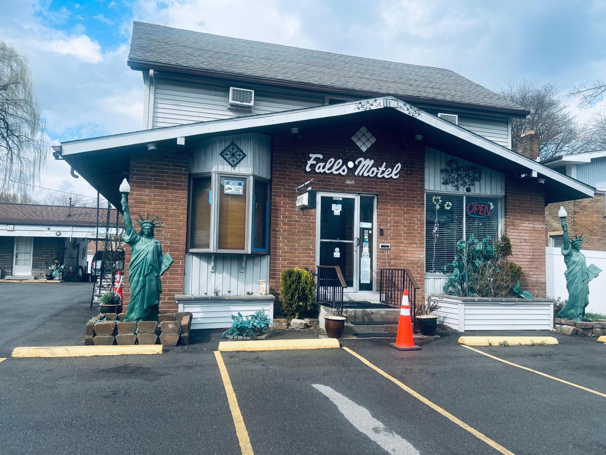 Falls Motel Ниагара-Фолс Экстерьер фото